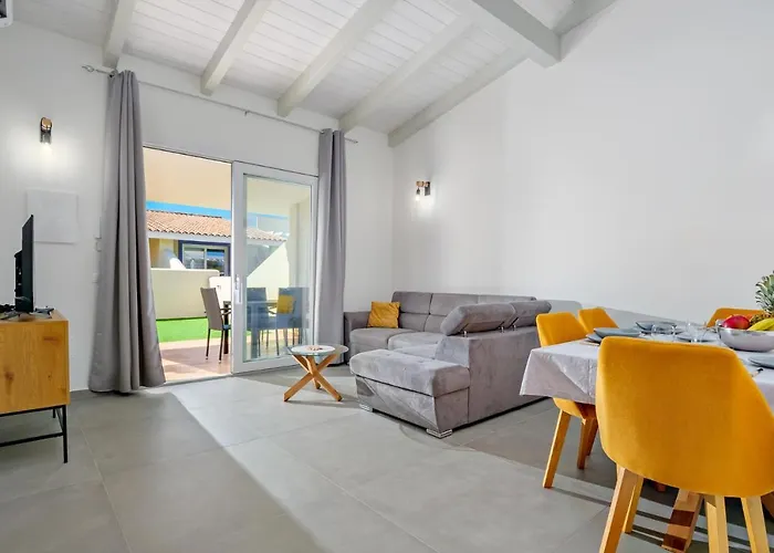 Apartman Maria - Nuovissima Con Giardino In