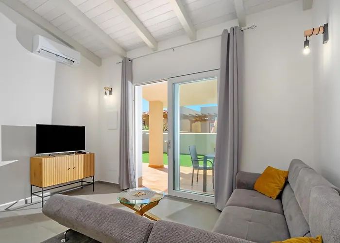 Apartman Maria - Nuovissima Con Giardino In *